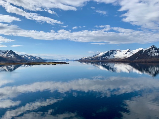 Perfect Reflection on the road to Bleik, ⁨Risøyhamn⁩, ⁨Nordland⁩, ⁨Norway⁩